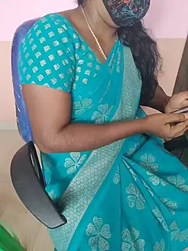 Snapshot of Tamil_roja69 chatting on June 2026 05:43:02 AM Tamil roja69 online show from June 2026 05:43:02 AM