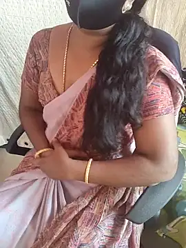 Snapshot of Tamil_roja69 chatting on July 2026 05:06:01 AM Tamil roja69 online show from July 2026 05:06:01 AM