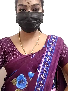 Snapshot of meena_27 chatting on October 2025 06:37:01 AM meena 27 online show from October 2025 06:37:01 AM