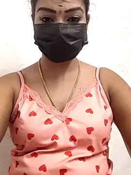 Snapshot of meena_27 chatting on October 2025 07:03:02 PM meena 27 online show from October 2025 07:03:02 PM