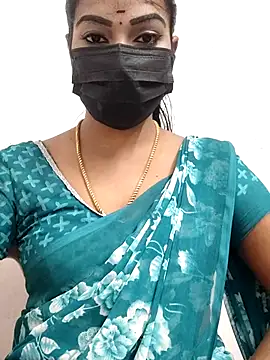 Snapshot of meena_27 chatting on November 2025 07:07:03 AM meena 27 online show from November 2025 07:07:03 AM