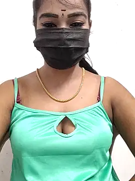 Snapshot of meena_27 chatting on November 2025 06:52:01 PM meena 27 online show from November 2025 06:52:01 PM