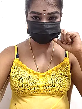 Snapshot of meena_27 chatting on November 2025 05:57:01 PM meena 27 online show from November 2025 05:57:01 PM