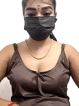 Snapshot of meena_27 chatting on November 2025 06:51:01 PM meena 27 online show from November 2025 06:51:01 PM