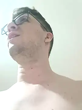 Snapshot of MrBelac chatting on December 2024 05:26:01 AM MrBelac online show from December 2024 05:26:01 AM