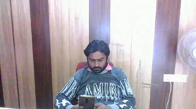 Snapshot of indihotguy chatting on January 2025 07:58:02 AM indihotguy online show from January 2025 07:58:02 AM