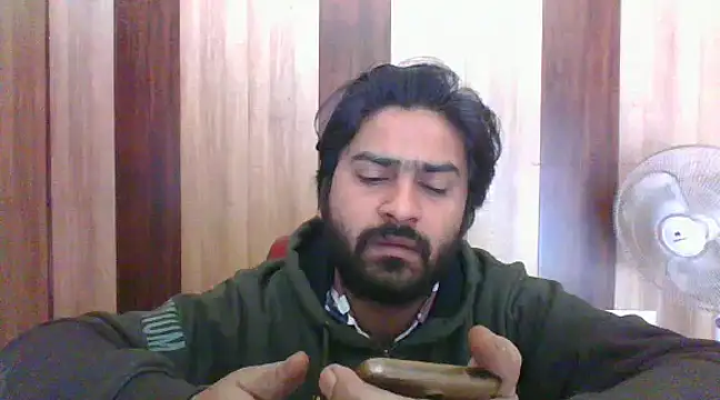 Snapshot of indihotguy chatting on February 2025 06:32:01 AM indihotguy online show from February 2025 06:32:01 AM