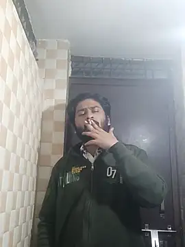 Snapshot of indihotguy chatting on February 2025 08:49:01 PM indihotguy online show from February 2025 08:49:01 PM