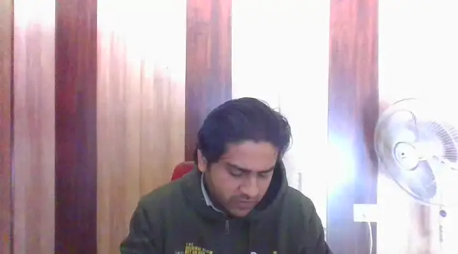 Snapshot of indihotguy chatting on February 2025 07:13:01 AM indihotguy online show from February 2025 07:13:01 AM