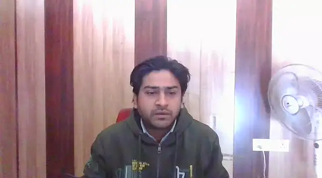 Snapshot of indihotguy chatting on February 2025 06:20:01 AM indihotguy online show from February 2025 06:20:01 AM