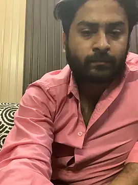 Snapshot of indihotguy chatting on March 2025 02:48:02 AM indihotguy online show from March 2025 02:48:02 AM