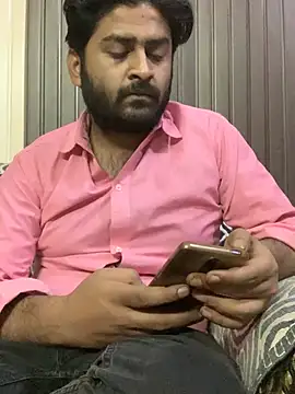 Snapshot of indihotguy chatting on March 2025 06:47:01 PM indihotguy online show from March 2025 06:47:01 PM