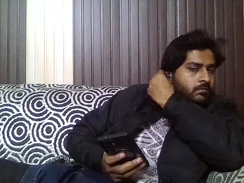 Snapshot of indihotguy chatting on January 2026 02:11:01 PM indihotguy online show from January 2026 02:11:01 PM