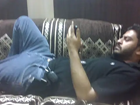 Snapshot of indihotguy chatting on April 2026 07:06:01 AM indihotguy online show from April 2026 07:06:01 AM