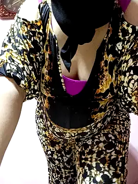 Snapshot of Botina-68 chatting on February 2025 11:36:02 PM Botina-68 online show from February 2025 11:36:02 PM