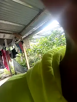 Snapshot of elmazitogrande chatting on January 2025 07:29:01 PM elmazitogrande online show from January 2025 07:29:01 PM