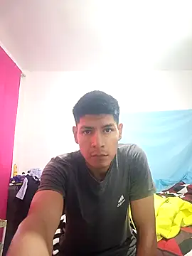 Snapshot of elmazitogrande chatting on January 2025 10:40:02 PM elmazitogrande online show from January 2025 10:40:02 PM