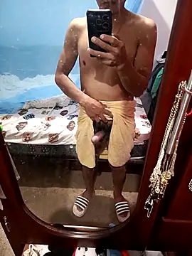 Snapshot of elmazitogrande chatting on October 2025 02:23:02 AM elmazitogrande online show from October 2025 02:23:02 AM