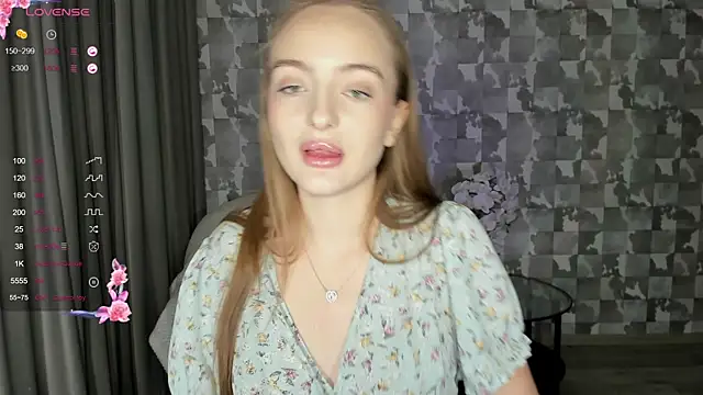 Snapshot of A_delina chatting on January 2025 02:19:01 PM A delina online show from January 2025 02:19:01 PM