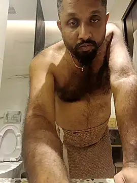 Snapshot of carria_homes chatting on February 2025 07:38:01 PM carria homes online show from February 2025 07:38:01 PM