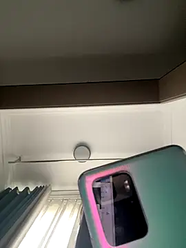 Caicai-a online show from November 2025 09:02:02 AM