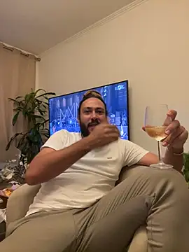 danic monte online show from October 2025 08:37:02 PM