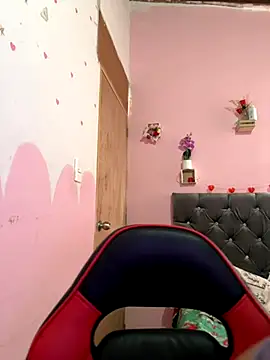 emmariders2 online show from October 2025 04:26:02 PM