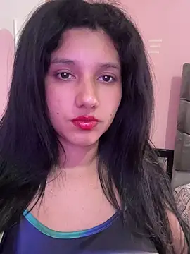 emmariders2 online show from December 2025 02:43:02 PM