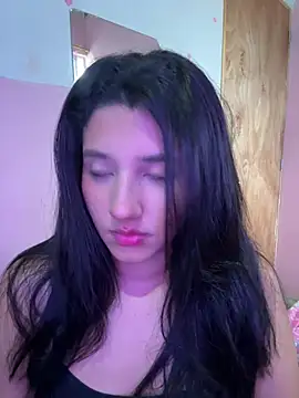Snapshot of emmariders2 chatting on April 2026 04:41:02 PM emmariders2 online show from April 2026 04:41:02 PM