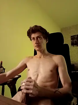 Snapshot of HalloMarcy chatting on September 2025 09:14:02 PM HalloMarcy online show from September 2025 09:14:02 PM