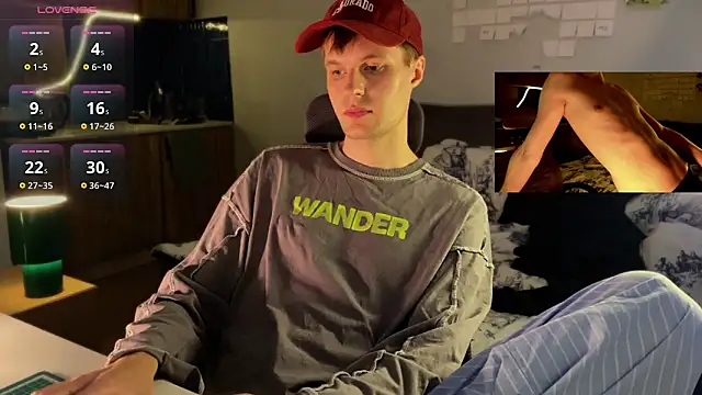 Snapshot of Leonnextdoor chatting on March 2026 12:11:01 PM Leonnextdoor online show from March 2026 12:11:01 PM