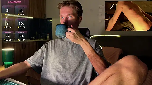 Snapshot of Leonnextdoor chatting on April 2026 12:51:02 PM Leonnextdoor online show from April 2026 12:51:02 PM