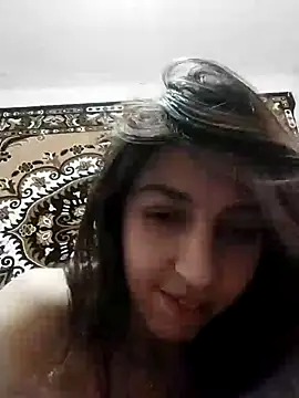 Snapshot of Bannymimimi chatting on January 2025 10:18:02 AM Bannymimimi online show from January 2025 10:18:02 AM