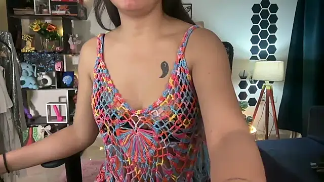 Snapshot of roseofvenom chatting on March 2026 06:45:02 PM roseofvenom online show from March 2026 06:45:02 PM