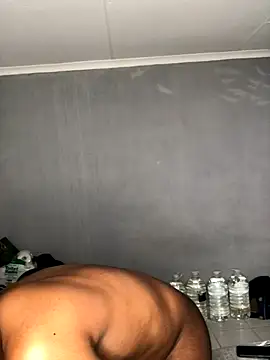 Redfucks333 online show from December 2025 06:15:02 PM