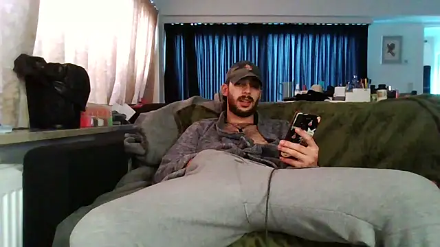 Levi Latino online show from October 2025 11:09:02 AM