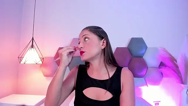 EloiseQuinn online show from September 2025 01:47:02 PM