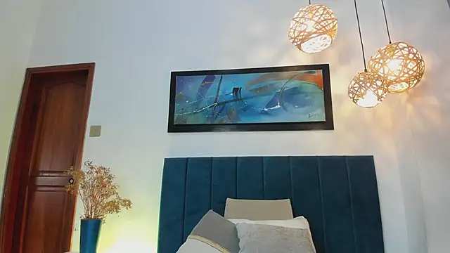 EloiseQuinn online show from September 2025 01:05:02 PM