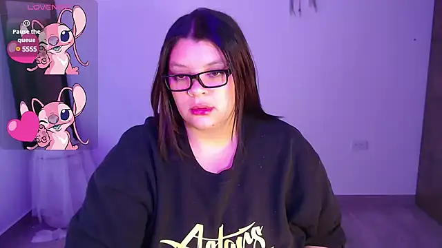 Snapshot of violeta_candyy_ chatting on March 2025 01:07:01 PM violeta candyy  online show from March 2025 01:07:01 PM