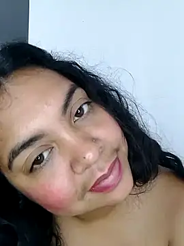 Snapshot of Brendabluee chatting on January 2025 10:44:01 PM Brendabluee online show from January 2025 10:44:01 PM