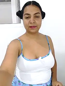 Snapshot of Brendabluee chatting on February 2025 07:14:02 PM Brendabluee online show from February 2025 07:14:02 PM