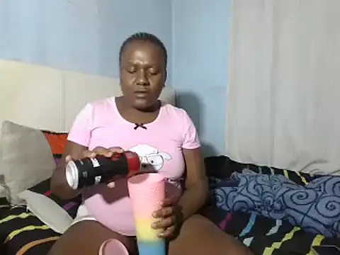 Snapshot of ThamiXX chatting on January 2025 08:58:02 PM ThamiXX online show from January 2025 08:58:02 PM