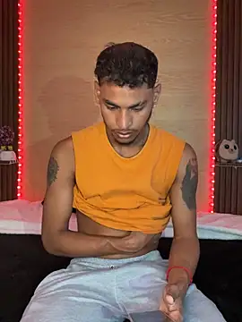 Snapshot of Evans777_ chatting on January 2025 06:32:01 PM Evans777 online show from January 2025 06:32:01 PM