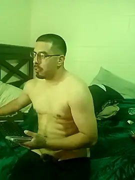 Snapshot of k1oudE chatting on March 2025 09:09:01 AM k1oudE online show from March 2025 09:09:01 AM