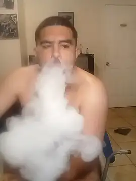 Snapshot of k1oudE chatting on October 2025 05:15:02 AM k1oudE online show from October 2025 05:15:02 AM