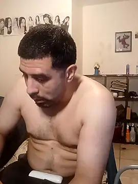 Snapshot of k1oudE chatting on November 2025 02:46:02 AM k1oudE online show from November 2025 02:46:02 AM