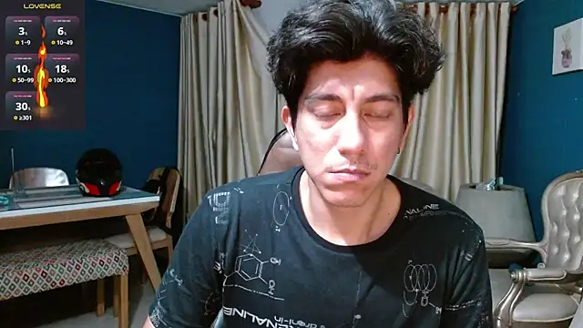 Snapshot of Noah-cock chatting on February 2026 05:29:01 AM Noah-cock online show from February 2026 05:29:01 AM