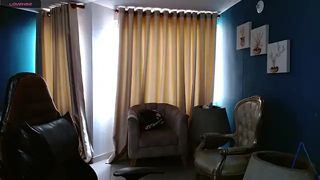 Snapshot of Noah-cock chatting on March 2026 04:11:01 PM Noah-cock online show from March 2026 04:11:01 PM