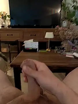 Snapshot of shineky chatting on March 2026 05:17:01 PM shineky online show from March 2026 05:17:01 PM