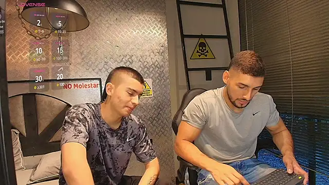 Snapshot of MarcoVitto chatting on February 2025 11:36:01 AM MarcoVitto online show from February 2025 11:36:01 AM